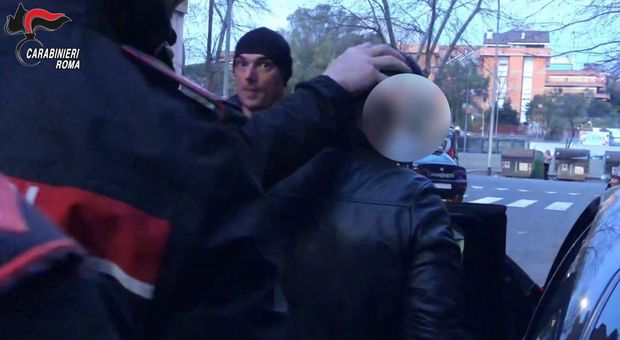 Camorra, estorsioni e tangenti, arresto eccellente nel Lazio