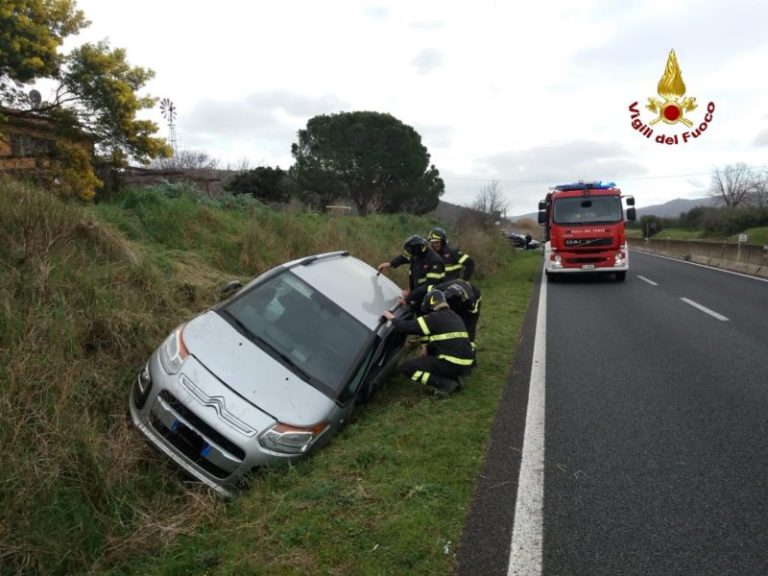 Grosseto, incidente sull’Aurellia: auto si scontra con una cisterna: un morto