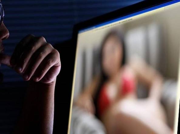 Lecce, voto di scambio e favoreggiamento alla prostituzione: due condanne