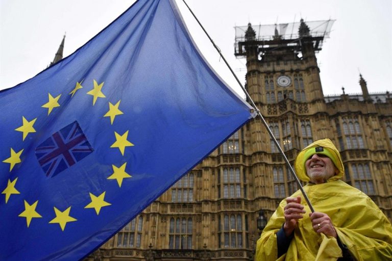 Brexit, l’Unione europea pone le condizioni a Londra per l’estensione dell’uscita