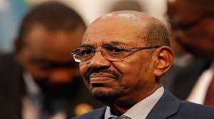 Sudan, l’esercito protegge chi manifesta per chiedere le dimissioni del presidente al-Bashir