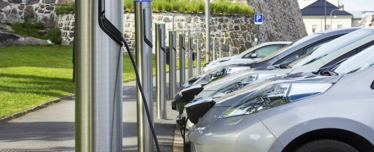 In Italia l’8,6% del parco circolante di autoveicoli è ad alimentazione alternativa