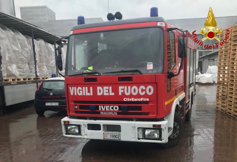 Taino (Varese), incidente sul lavoro: muore operaio di 28 anni