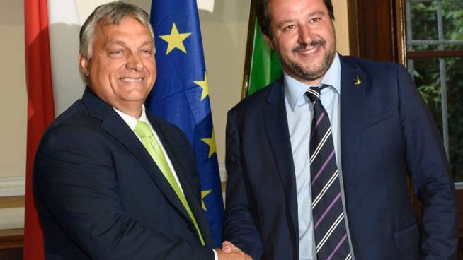 Salvini in Ungheria: In Italia si entra solo con il permesso