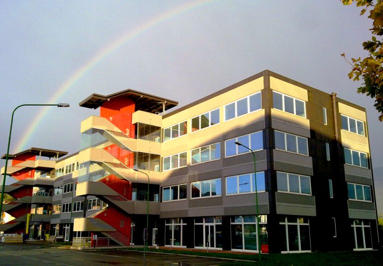 Ivrea, la Procura incarica di esaminare le ossa ritrovate nel giardino di via Petrarca. Potrebbero essere della marocchina  Samira Sbiaa scomparsa 17 anni fa