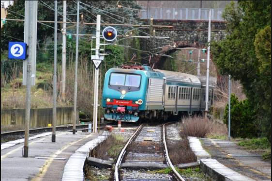 Torre del Lago (Lucca): morta una donna di 56 anni investita da un treno