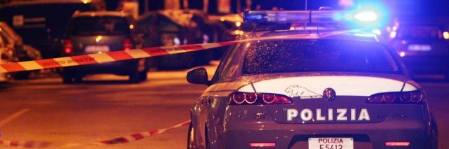 Viareggio (Lucca), picchia il padre e poi lo soffoca con un cuscino: la polizia arresta il figlio per omicidio volontario