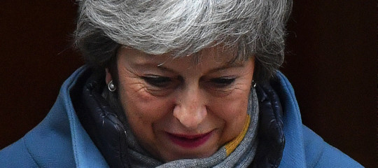 Brexit, il premier Theresa May continua nell’estenuante ricerca per l’uscita con l’accordo