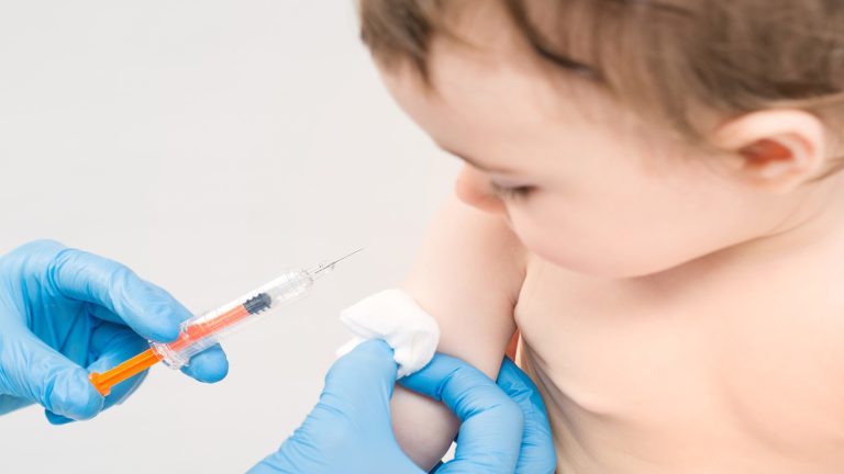 Lazio, Zingaretti su vaccini pl tutela bimbi immunodepressi