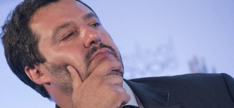 Salvini: “Se chiudere i porti decido io”. Tensioni, smentite, con lo Stato Maggiore