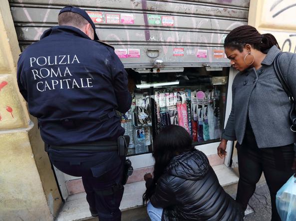 Operazione ‘piazza pulita’ alla Stazione Termini della Polizia di Roma Capitale