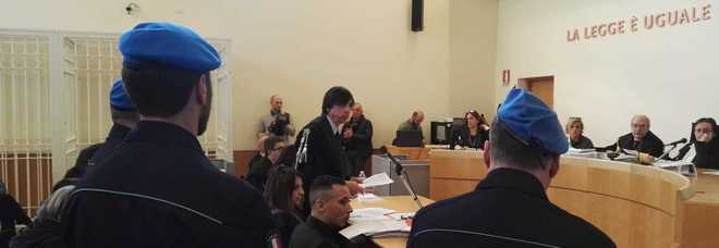 Pesaro, donna uccisa in casa con dieci coltellate: ergastolo per Zakaria Safri