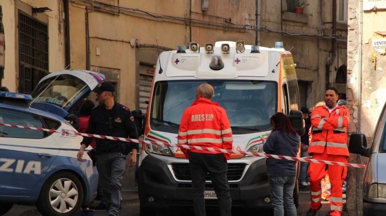 Orrore a Viterbo, commerciante ucciso a sprangate nel suo negozio