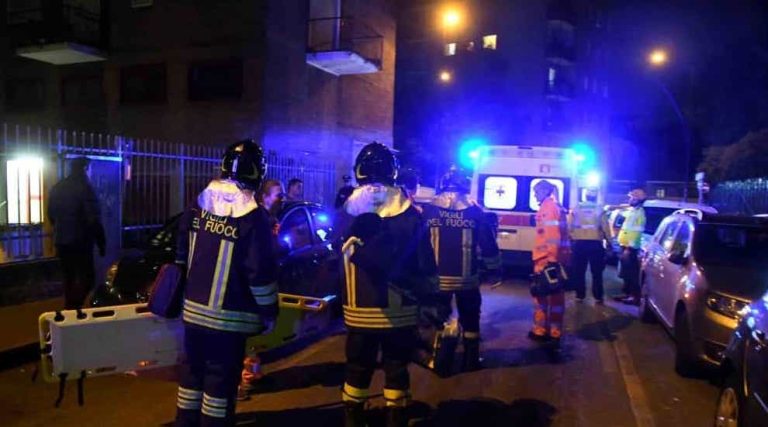 Cinisello Balsamo (Milano), aiuta a spegnere l’incendio della casa di un suo amico: muore tra le fiamme