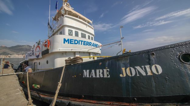 Agrigento, la Procura convalida il sequestro della nave “Mare Jonio”
