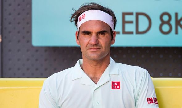 Sport, agli internazionali di Tennis a Roma, Roger Feder si ritira per un infortunio alla gamba