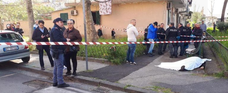 Agguato davanti all’asilo a Napoli, retata della Polizia coordinata dalla Dda. Sette arresti