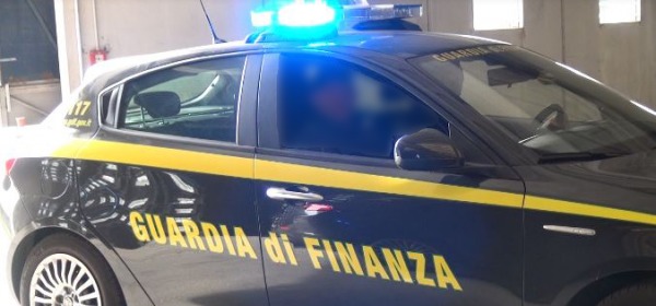 Lombardia, vasta operazione della Finanza sulle gare per gli appalti e per le tangenti: 12 persone in carcere, 16 ai domiciliari