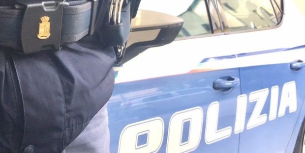 Roma, ruba anelli a madre e poi la picchia, arrestato da Polizia 41enne romano per maltrattamenti e lesioni