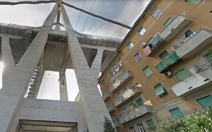 Genova, segnalati alcuni furti nelle case abbandonate sotto il ponte Morandi