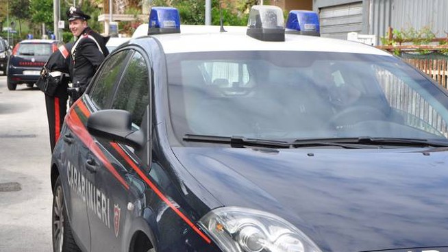 Cesano Maderno (Monza), rincorre la ex compagna con l’acido: 40enne arrestato dai carabinieri