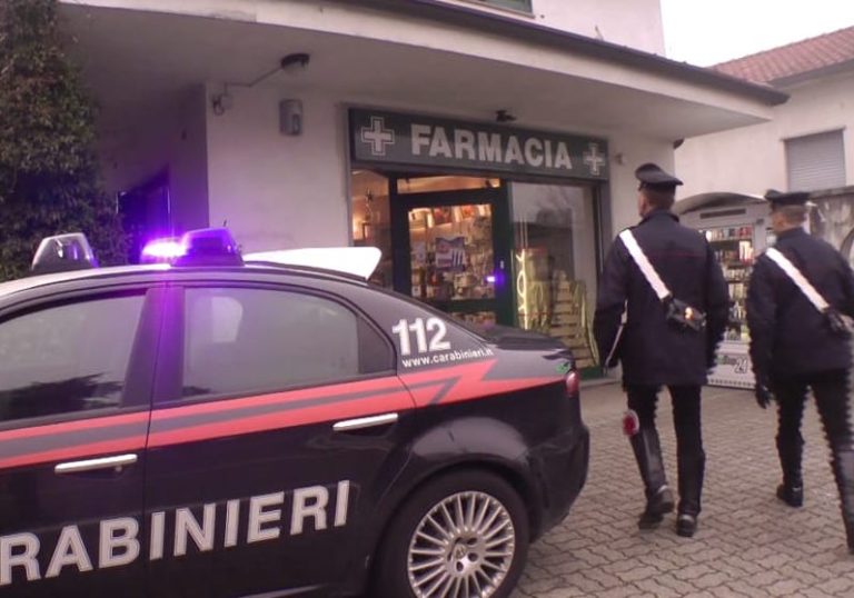 Roma, rapinano farmacia e tentato di dileguarsi nel terminal Anagnina: 1 arresto e 1 denuncia