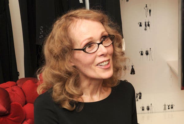 Usa, la reporter Jean Carroll accusa il presidente Trump: mi molestò nel 1995