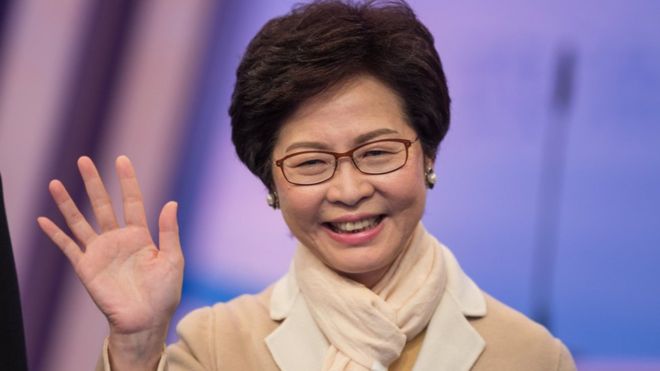 Hong Kong, la governatrice annuncia il rinvio della legge sull’estradizione verso la Cina