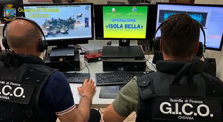 Catania, blitz della Finanza: fermate 31 persone della cosca mafiosa Cappello