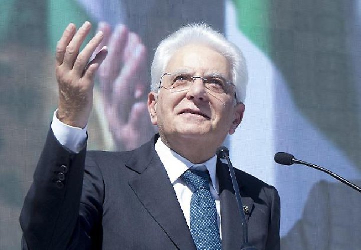 Migranti, parla il presidente Mattarella: “Il salvataggio di vite umane ha dato molto prestigio all’Italia”