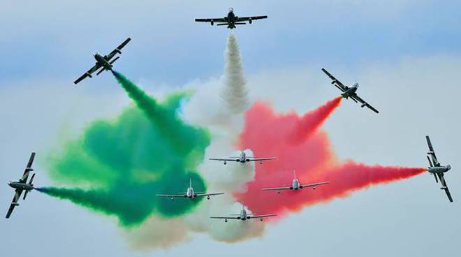 Ladispoli Air Show: Acrobazie Tricolori