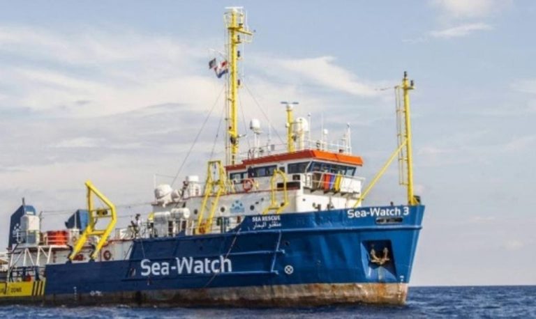 Migranti, la Francia accoglierà 10 migranti sbarcati dalla Sea Watch 3