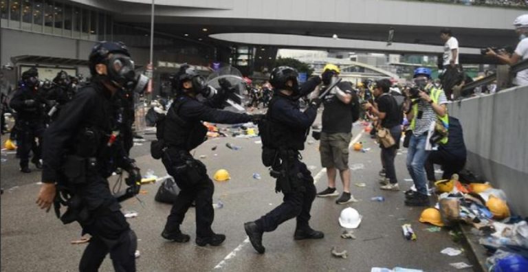 Hong Kong: ennesimo rinvio dopo i gravi disordini per la riforma sull’estradizione verso la Cina