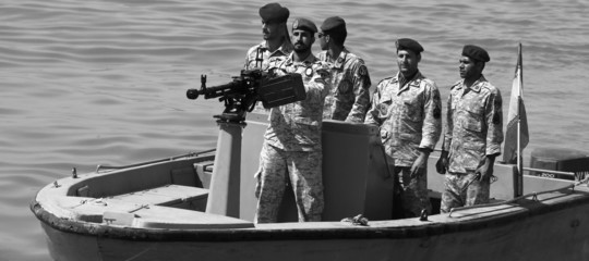 Sale la tensione nel Golfo Persico dopo il sequestro di una petroliera britannica da parte dei Pasdaran iraniani