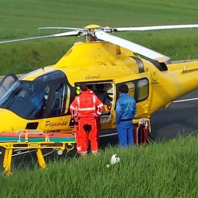 Vigasio (Verona), bimbo di tre anni rischia di annegare nella piscina di un asilo: è grave all’ospedale Borgo Trento