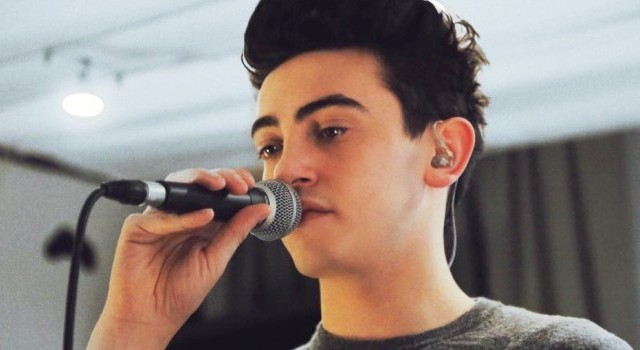 Milano, la Procura ha chiesto il rinvio a giudizio per il cantante Michele Bravi, che ha investito e ucciso una donna in un incidente stradale