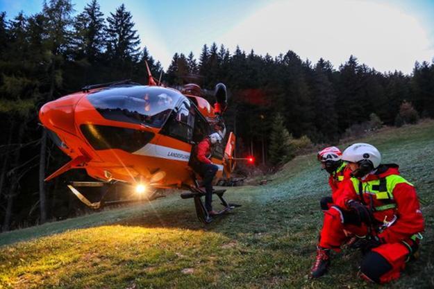 Alto Adige, auto finisce in una scarpata in val Ridanna: due morti e due feriti