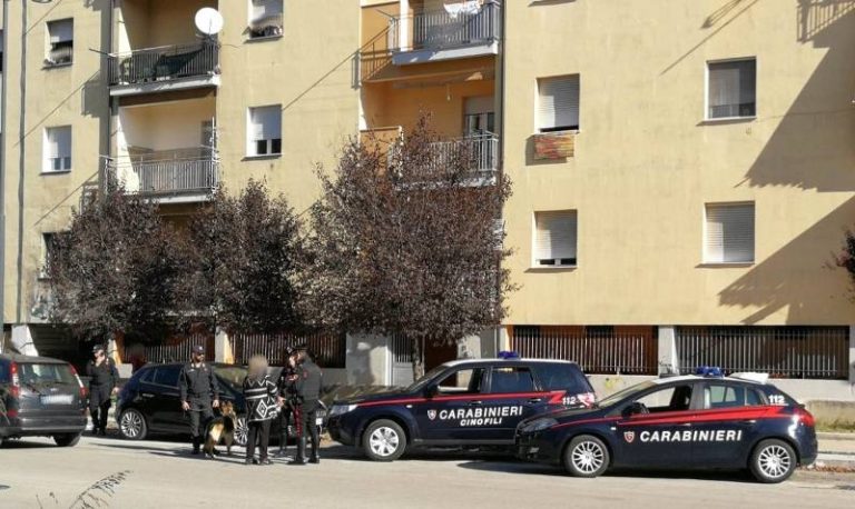Penne (Pescara), automobilista arrestato per aver travolto e ucciso un 26enne nordafricano