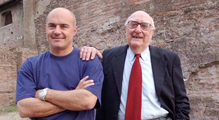 Luca Zingaretti ricorda l’amico Camilleri: “E alla fine mi hai spiazzato ancora una volta”