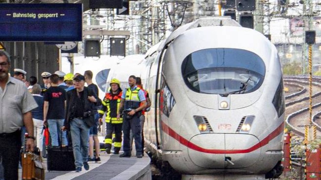 Francoforte, spinge bimbo di otto anni sotto un treno: fermato un uomo