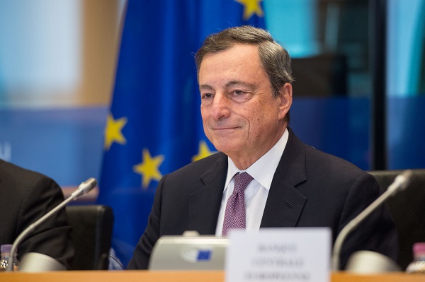 Mario Draghi ribadisce il suo no per l’Fmi e avverte: “In Europa crescita debole”