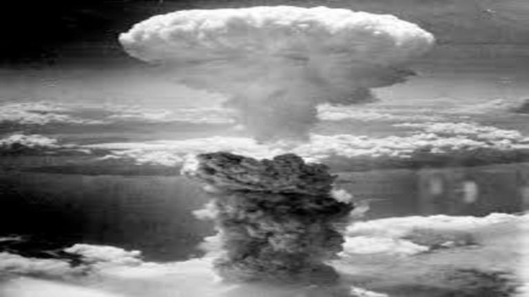 Hiroshima ricorda l’apocalisse nucleare del 6 agosto 1945