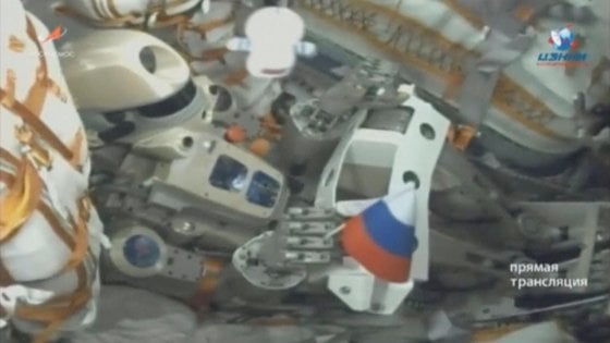 La navetta russa Soyuz MS-14 ha fallito l’attracco automatico con la Stazione spaziale internazionale