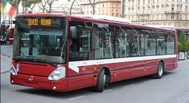 Il M5S e i bus in periferia: “Noi li abbiamo portati e a qualcuno è andato di traverso il Capippo”