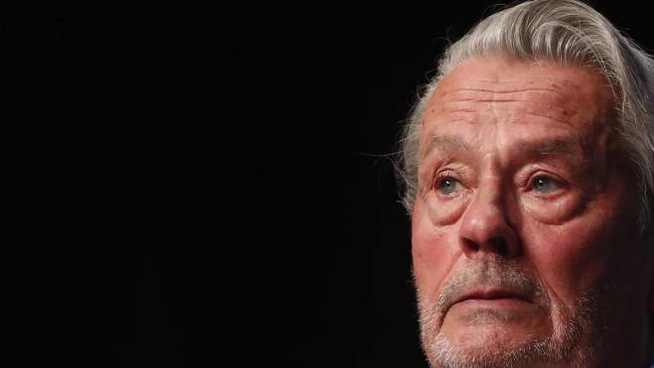 Cinema, Alain Delon ricoverato in terapia intensiva per un’emorragia cerebrale