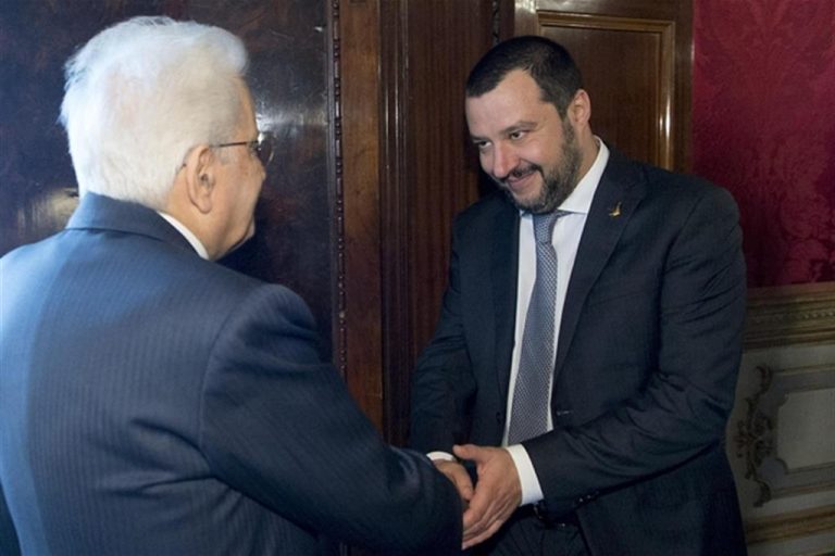 Crisi di governo, parla Salvini dopo il colloquio con Mattarella: “Le elezioni sono la via maestra”