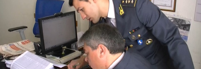 Napoli, la Finanza scopre una frode da 4 milioni di euro con le fatture elettroniche