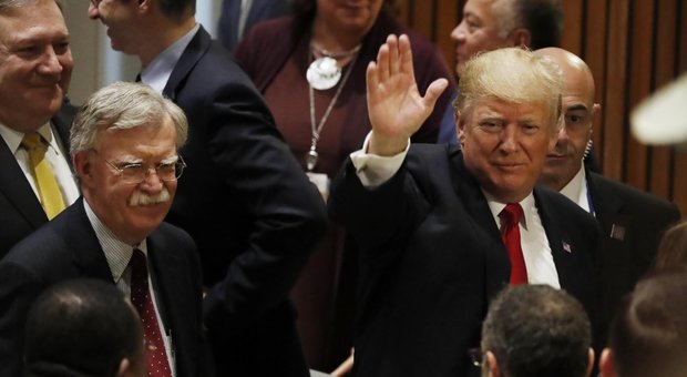 Usa, polemica fra Trump e John Bolton. Il presidente: “L’ho licenziato”, l’ex segretario alla sicurezza nazionale: “Mi sono dimesso”