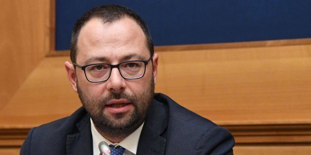 Patuanelli (M5S): “Se il voto sulla piattaforma Rousseau dirà no, Conte dovrà prenderne atto”