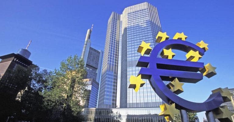 Bce: aumentano i rischi di crescita fiacca, serve uno stimolo monetario